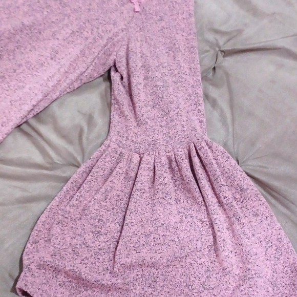 Flare sleeved blouse - Picture 2 of 4